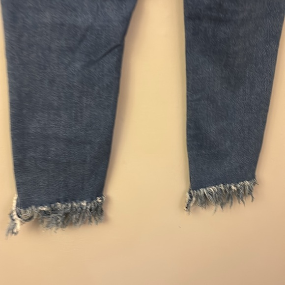 Free People Distressed ripped high rise Jeans size 31 short - Picture 6 of 8